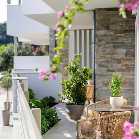 Helia Seasons * Astris