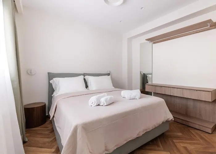 Helia Seasons Astris